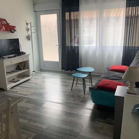 L Appart D Ange 1 Idealement Situe 37M2 Entre Port Et Village Грюїссан Екстер'єр фото
